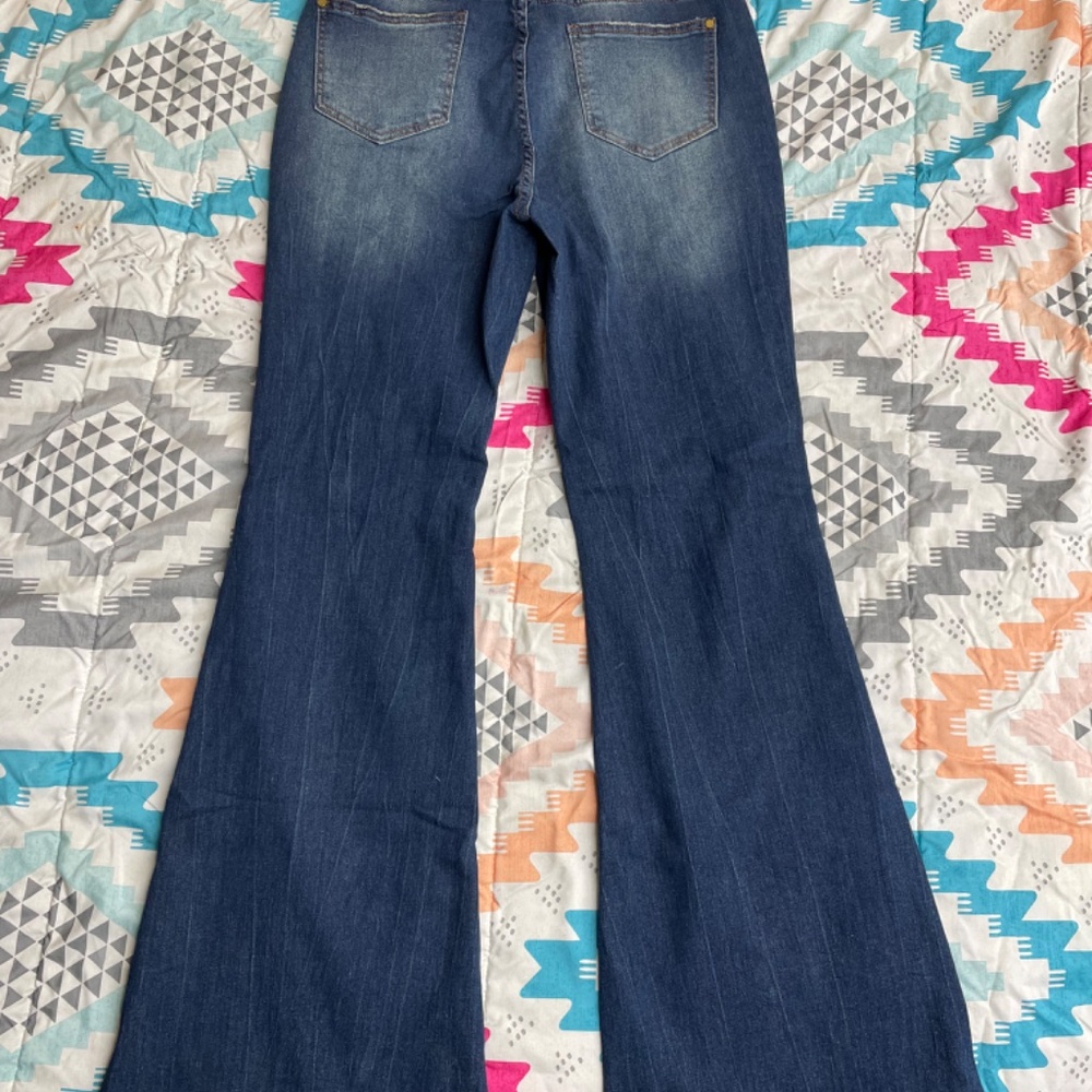 High Rise Distressed Flared Jeans - Picture 5 of 6